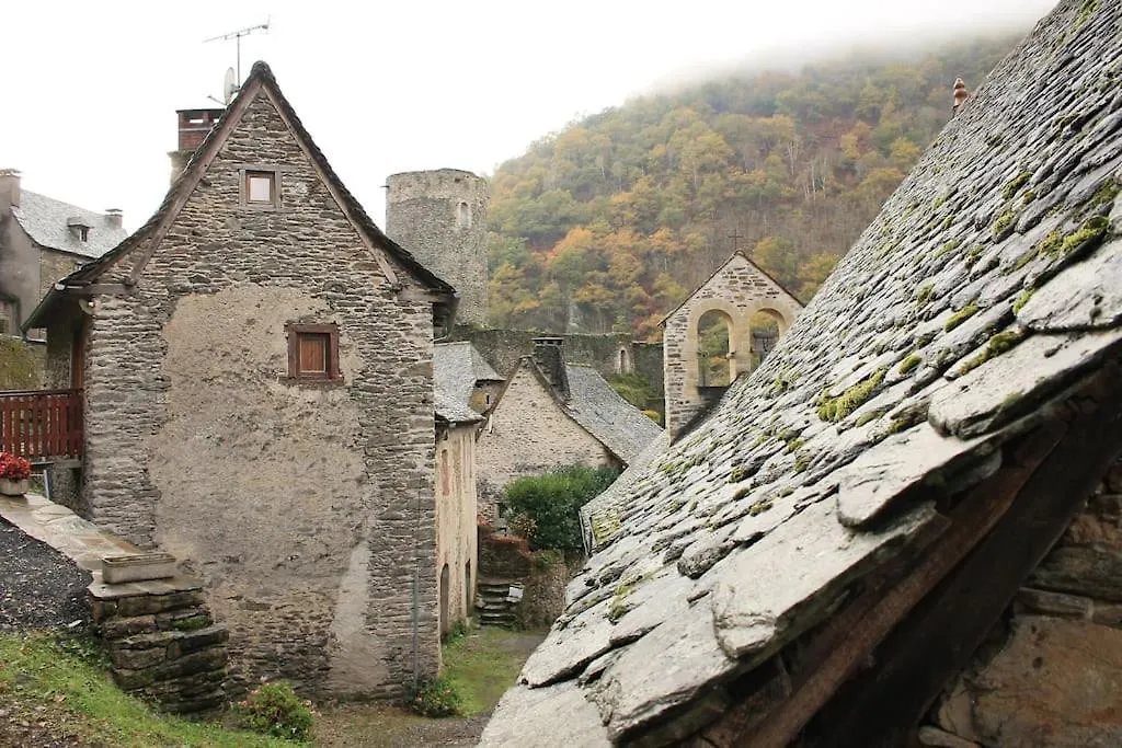 Maison Calme Pes De Conques En Rouergue Senergues Holiday home