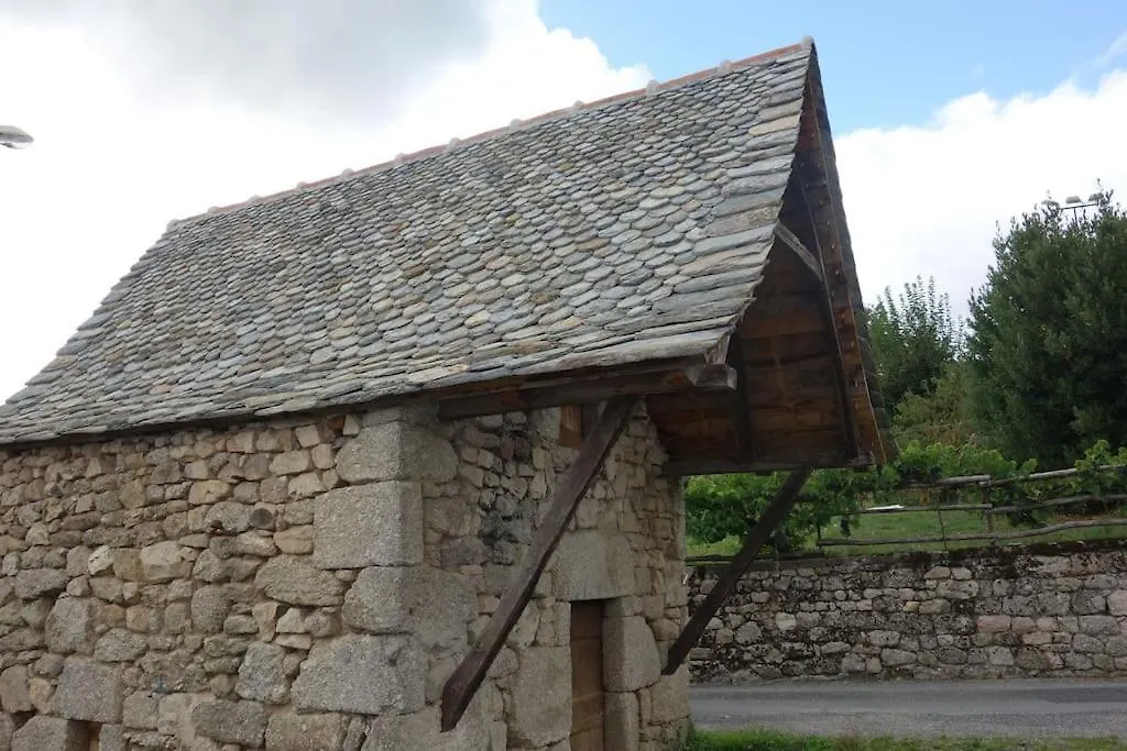 Maison Calme Pes De Conques En Rouergue Senergues