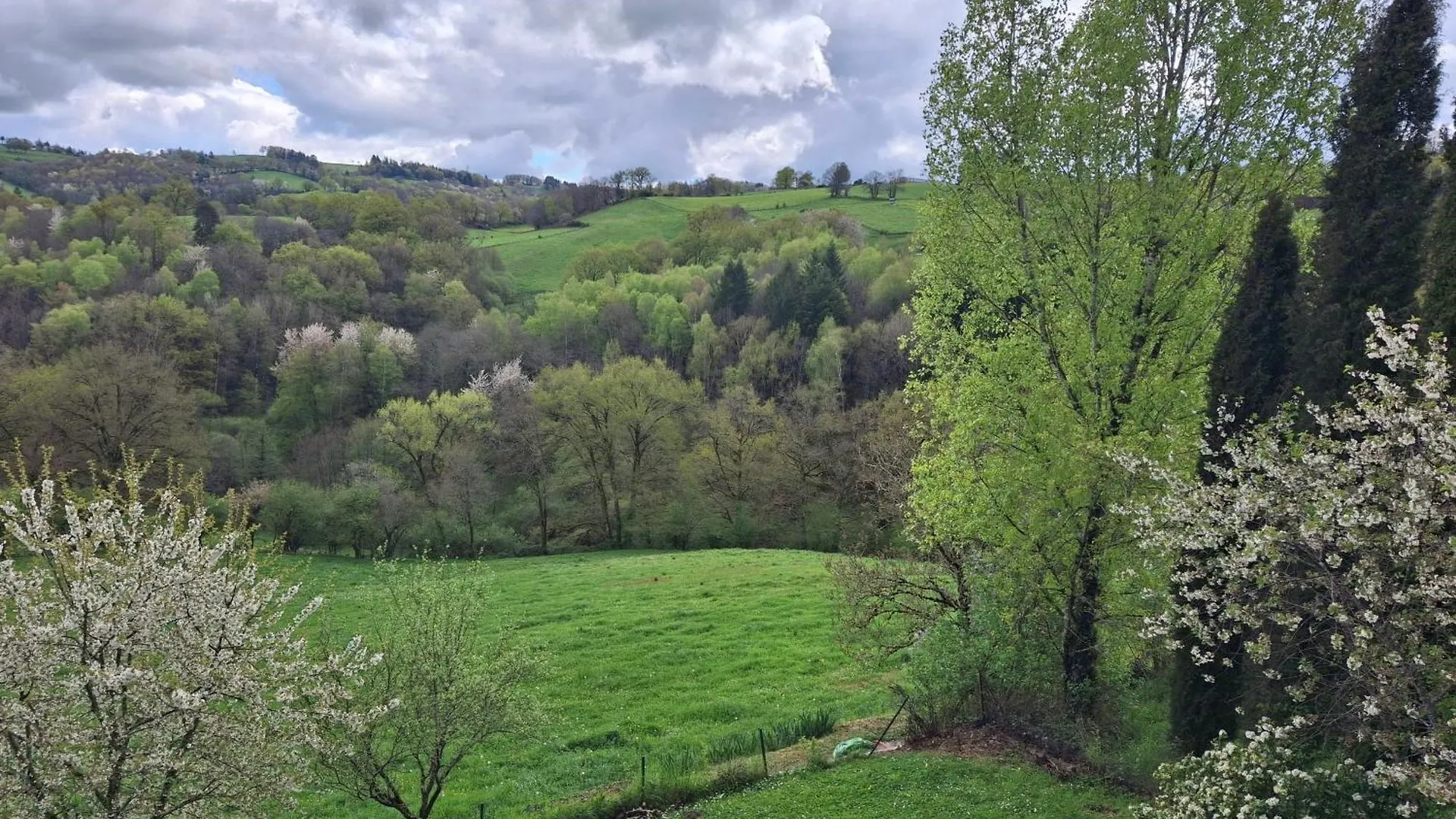 Nyaraló Maison Calme Pes De Conques En Rouergue Sénergues
